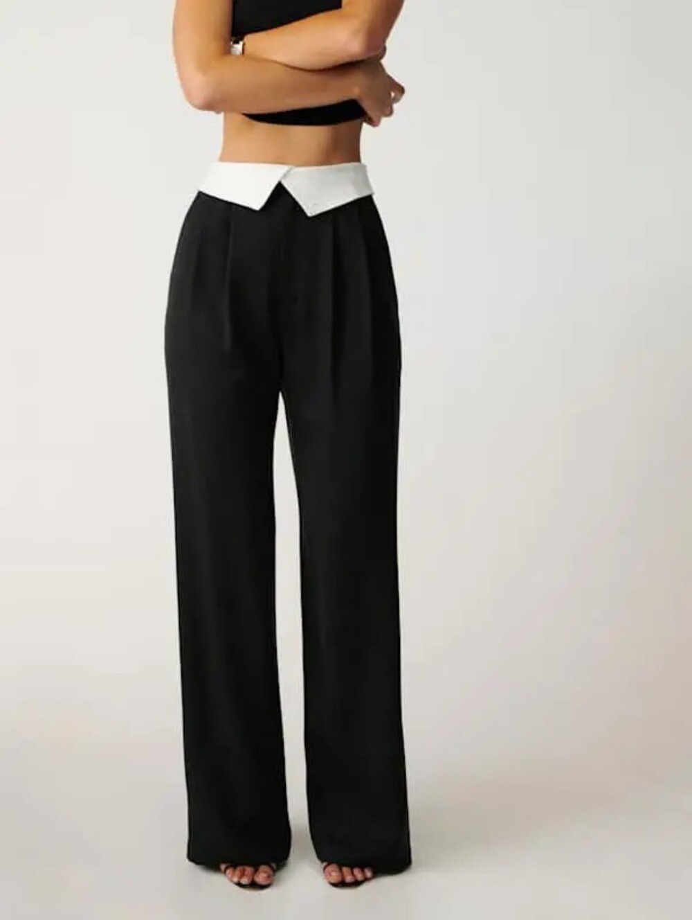 Reformation Stevie Pant Black Wide-Leg Pleated Trousers – Size 10